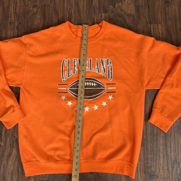 Cleveland Football Sweatshirt Women's Large Emily Roggenburk Orange Pullover - Picture 5 of 6